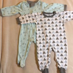 Long Sleeve Baby Onesies - 2pk